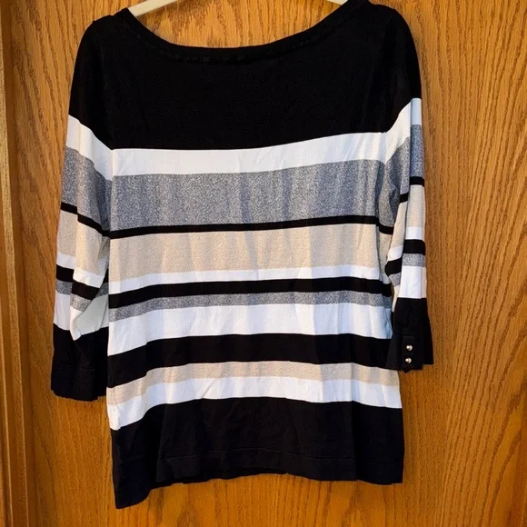 WHBM Stunning Black and White Striped Blouse - Picture 5 of 9